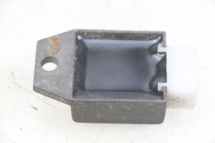 photo de REGOLATORE DI CARICA PEUGEOT TKR TREKKER FURIOUS 50 (2005 - 2014) - Zoom sullo stato d'uso