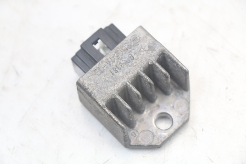 photo de REGOLATORE DI CARICA PEUGEOT TKR TREKKER FURIOUS 50 (2005 - 2014) - Dettaglio del componente