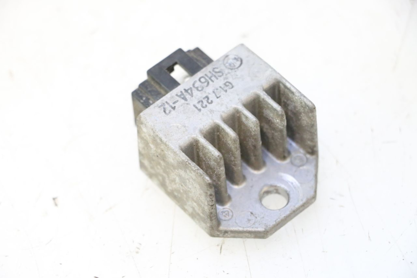 photo de REGOLATORE DI CARICA PEUGEOT TKR TREKKER FURIOUS 50 (2005 - 2014) - Altra angolazione