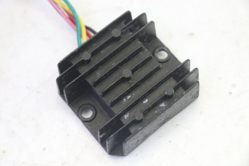 photo de REGOLATORE DI CARICA SUKIDA TOP 1 50 (2003 - 2010) - Dettaglio del componente