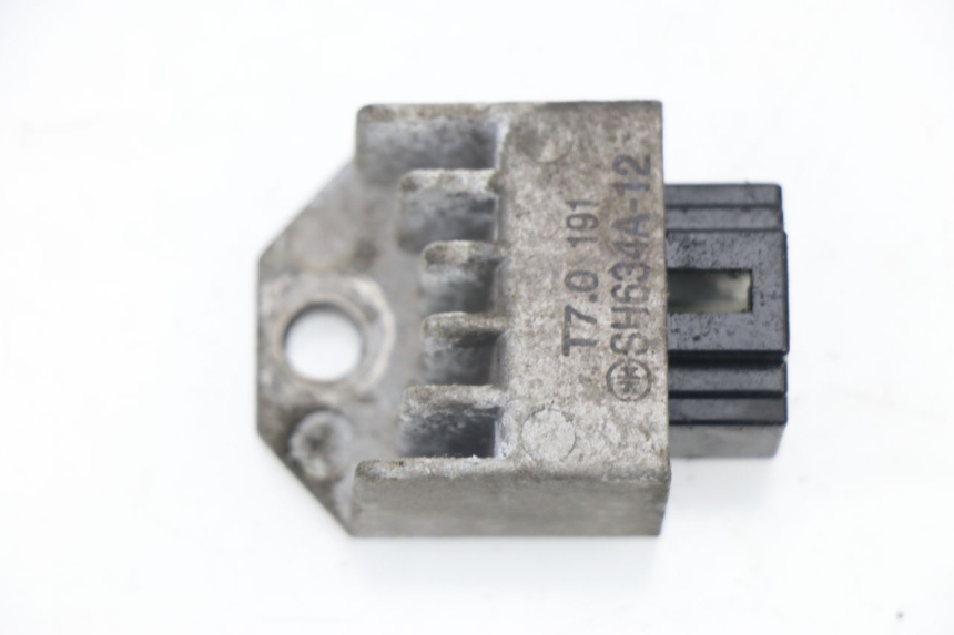 photo de Regolatore di carica PEUGEOT TREKKER TKR 50 (2005 - 2014) - Vista principale