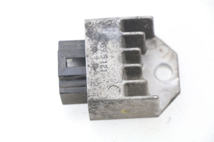 photo de Regolatore di carica PEUGEOT TREKKER TKR 50 (2005 - 2014) - Vista principale