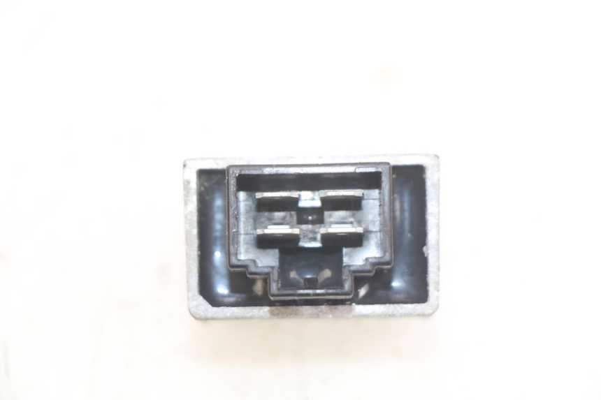 photo de REGOLATORE DI CARICA PEUGEOT TREKKER 50 (1998 - 2004) - Zoom sullo stato d'uso