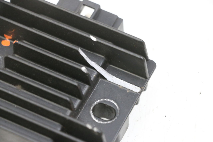 photo de REGOLATORE YAMAHA TRICITY 300 (2020 - 2024) - Dettagli dei punti di fissaggio