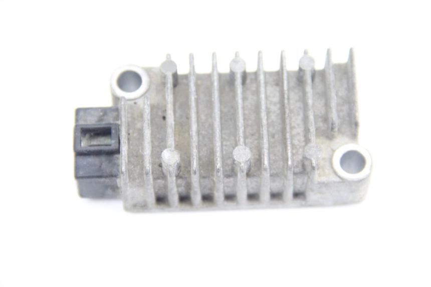 photo de Regolatore di carica YAMAHA TW 125 (1998 - 2002) - Vista principale