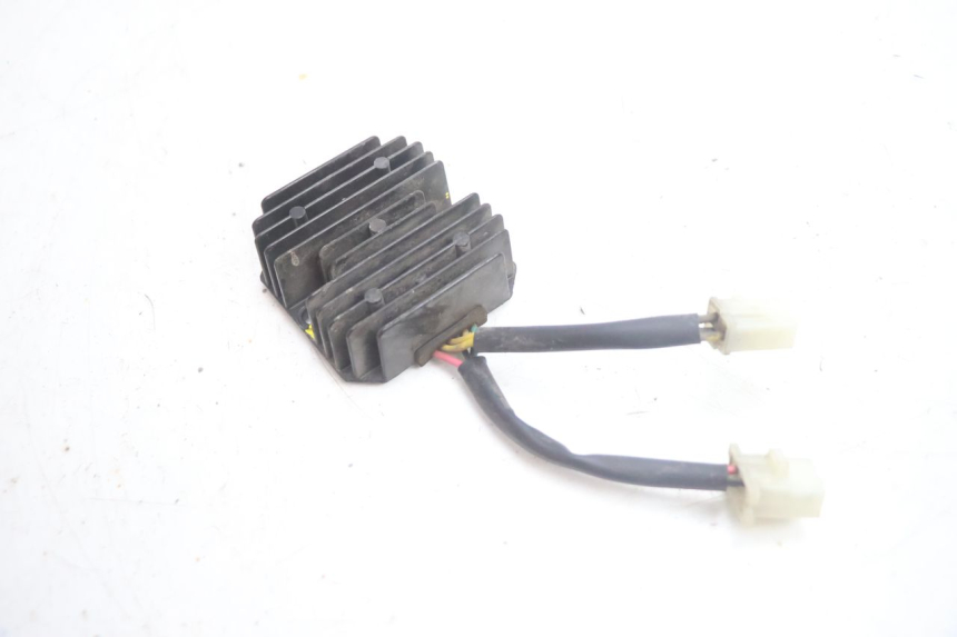 photo de REGOLATORE DI CARICA PEUGEOT TWEET 4T 50 (2018 - 2022) - Dettaglio del componente
