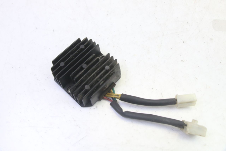 photo de REGOLATORE PEUGEOT TWEET PRO CARGO 50 (2018 - 2022) - Dettaglio del componente