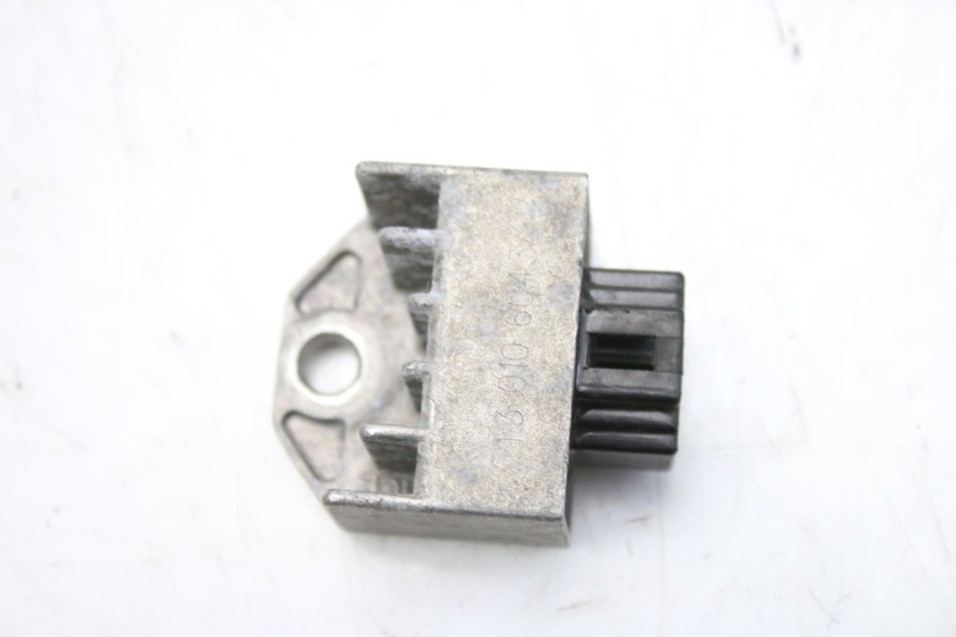 photo de REGOLATORE DI CARICA PEUGEOT TWEET 125 (2010 - 2017) - Vista d'insieme del prodotto