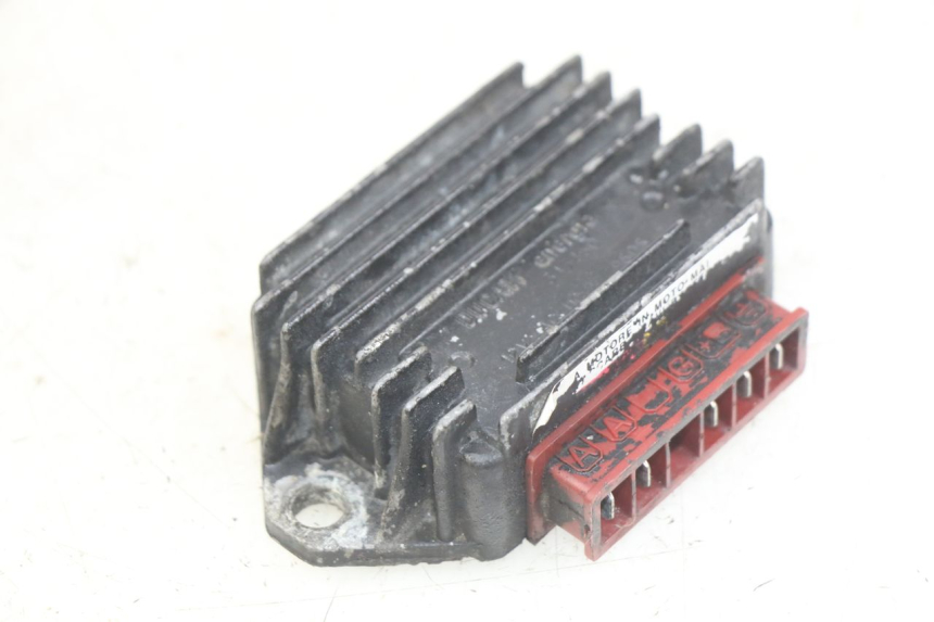 photo de REGOLATORE DI CARICA PIAGGIO TYPHOON 50 (1993 - 1999) - Dettaglio del componente