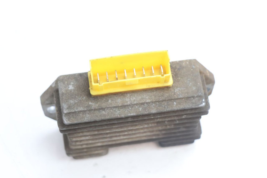 photo de REGOLATORE PIAGGIO TYPHOON 50 (2000 - 2009) - Altra angolazione
