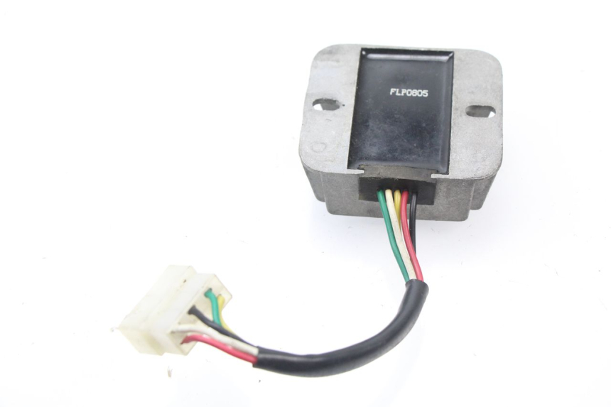 photo de Regolatore di carica REVATTO URBA GT 125 (2007 - 2017) - Zoom sullo stato d'uso