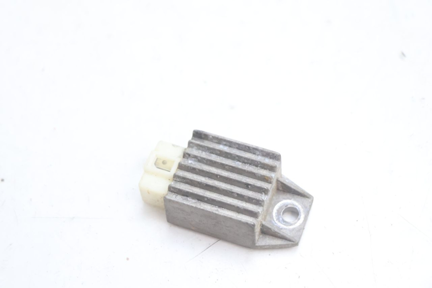 photo de REGOLATORE DI CARICA PEUGEOT V-CLIC VCLIC 50 (2007 - 2013) - Vista principale