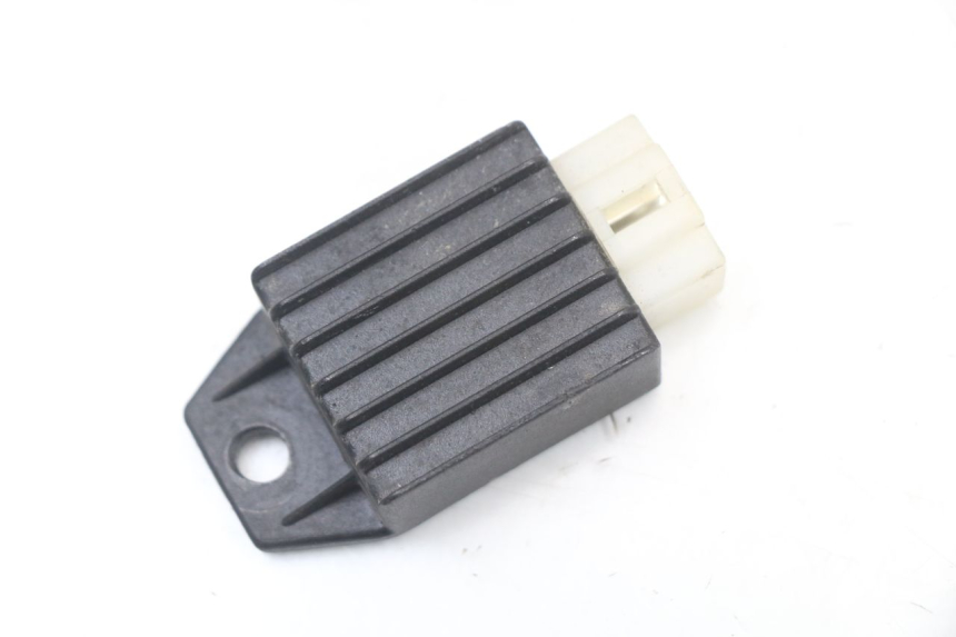 photo de Regolatore di carica BEELINE VELOCE 4T 50 (2011 - 2020) - Vista principale