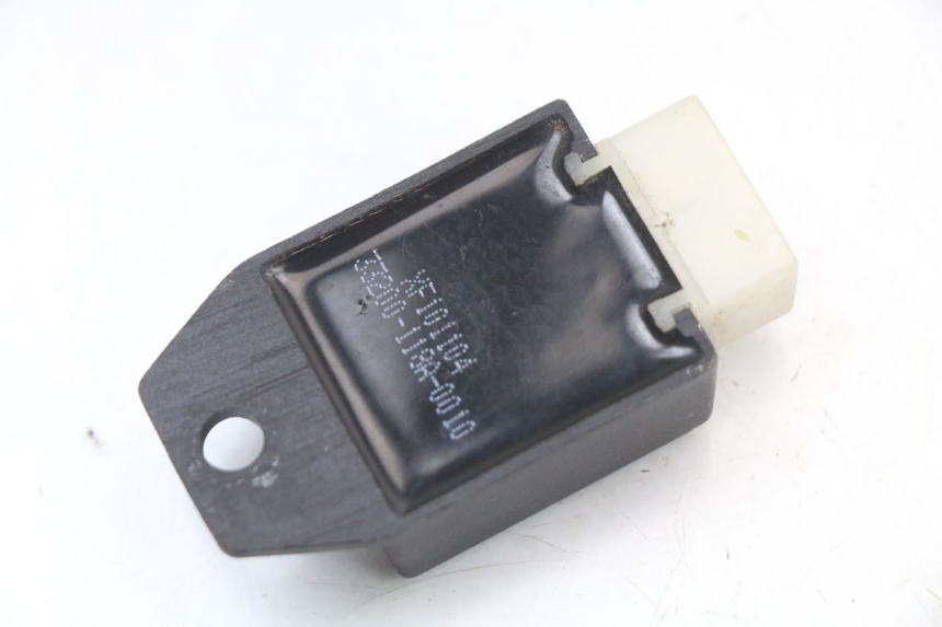 photo de Regolatore di carica BEELINE VELOCE 4T 50 (2011 - 2020) - Altra angolazione