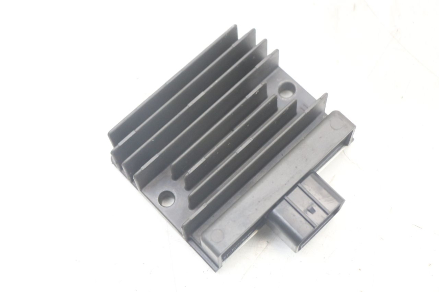 photo de REGOLATORE DI CARICA KAWASAKI VERSYS ABS 650 (2015 - 2018) - Vista principale