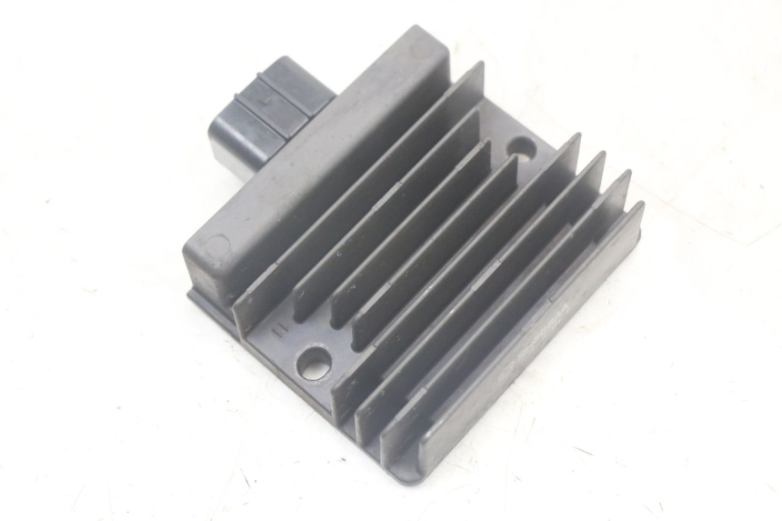 photo de REGOLATORE DI CARICA KAWASAKI VERSYS ABS 650 (2015 - 2018) - Zoom sullo stato d'uso