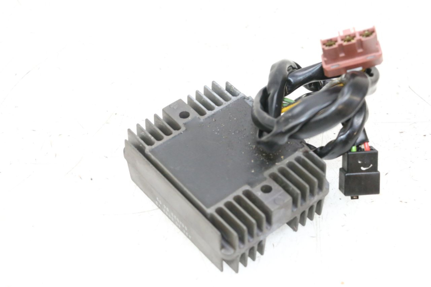 photo de REGOLATORE DI CARICA PIAGGIO VESPA GTS SUPER IE 125 (2009 - 2016) - Vista d'insieme del prodotto