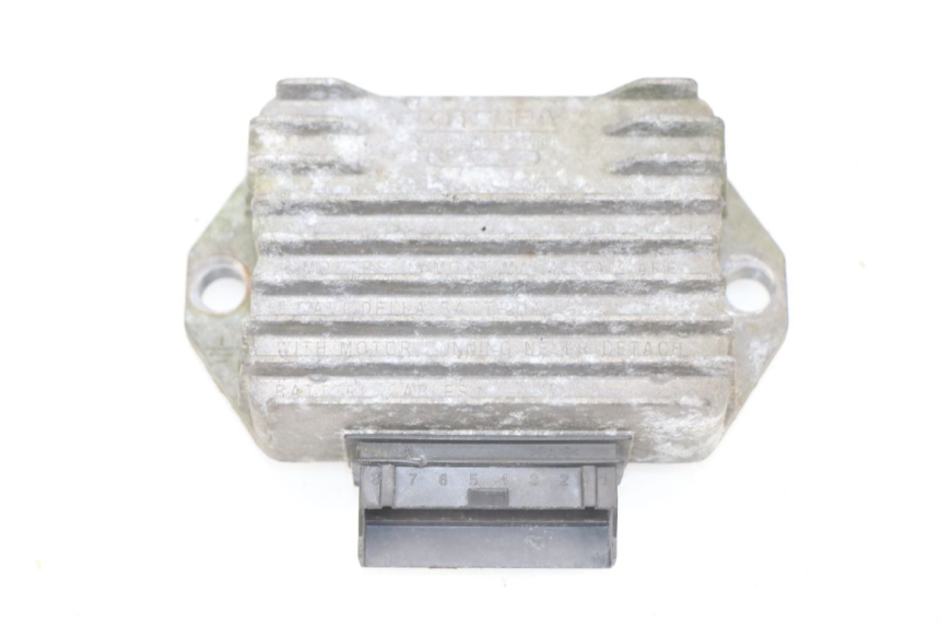 photo de REGOLATORE DI CARICA PIAGGIO VESPA LX 2T 50 (2005 - 2013) - Vista principale