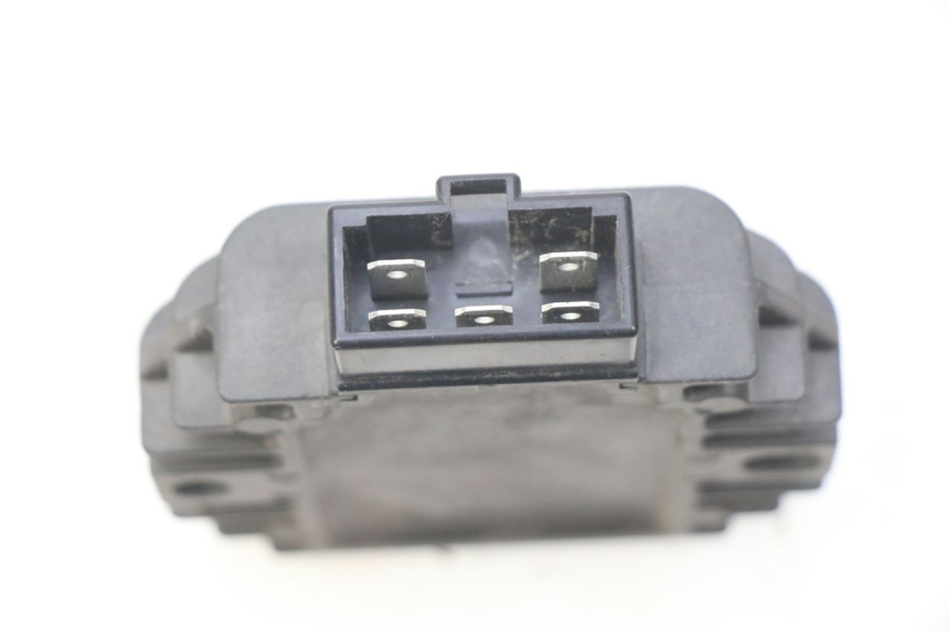 photo de REGOLATORE DI CARICA PIAGGIO VESPA LX 125 (2005 - 2010) - Zoom sullo stato d'uso