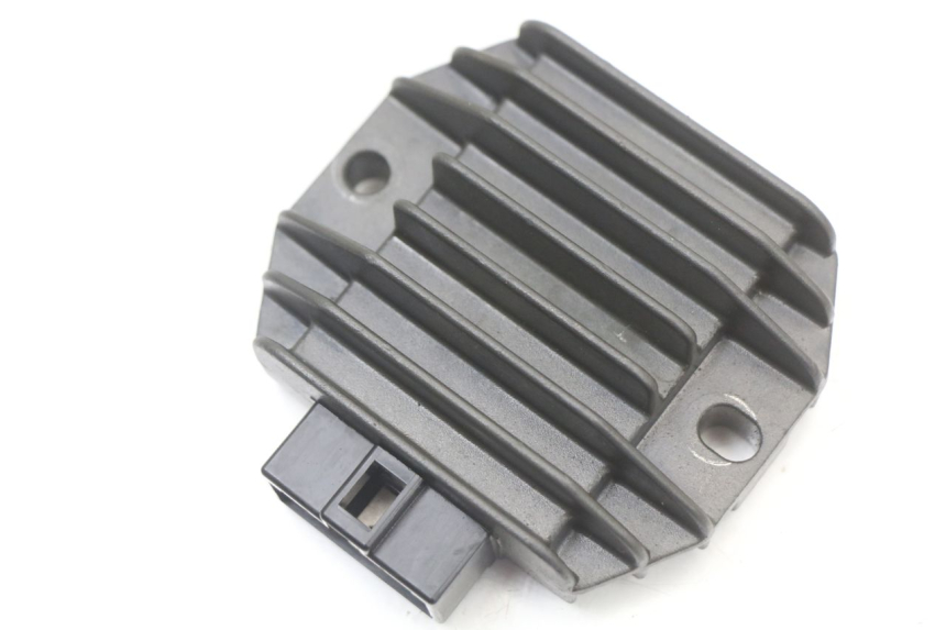 photo de REGOLATORE DI CARICA PIAGGIO VESPA LX 125 (2005 - 2010) - Zoom sullo stato d'uso