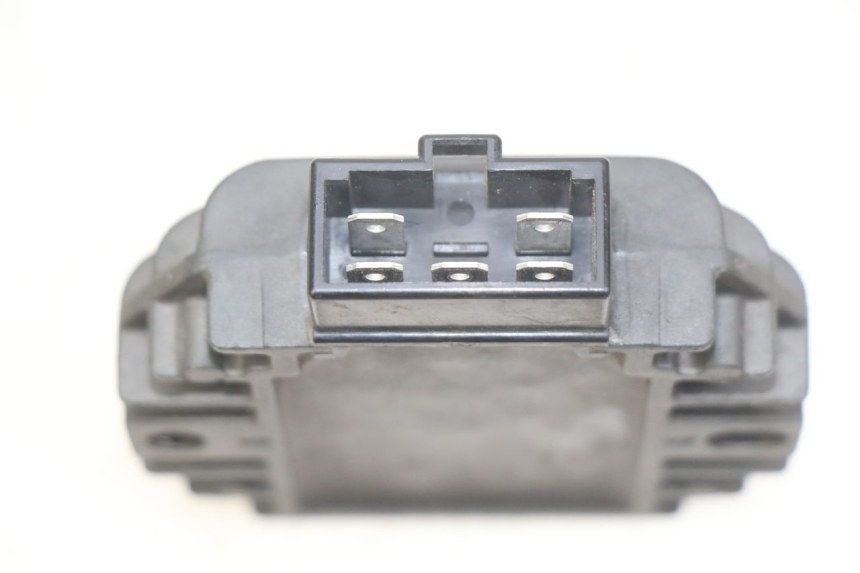 photo de REGOLATORE DI CARICA PIAGGIO VESPA LXV 125 (2006 - 2009) - Dettaglio del componente