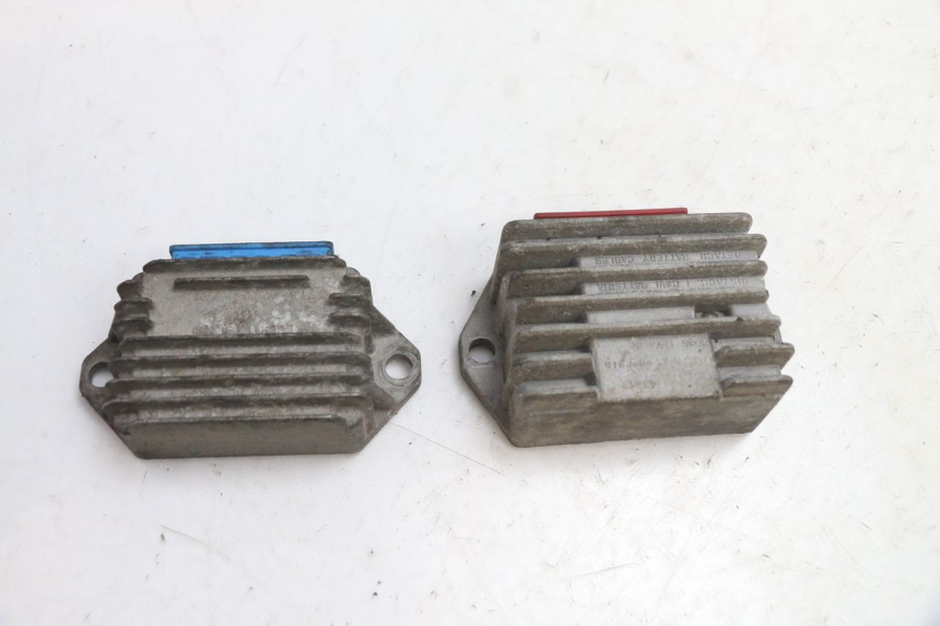 photo de REGOLATORE PIAGGIO VESPA PK FL 2T 50 (1990 - 1996) - Altra angolazione