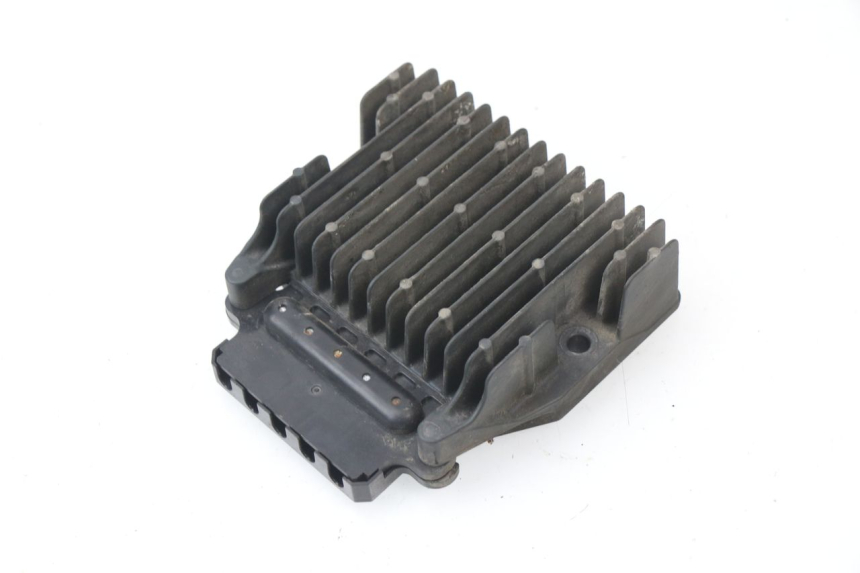 photo de Regolatore di carica HONDA VFR F 1200 (2010 - 2015) - Vista principale