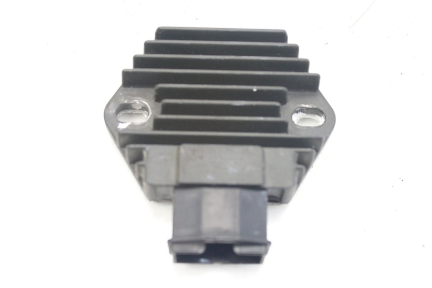 photo de REGOLATORE DI CARICA HONDA VFR FI RC46 800 (1998 - 2001) - Vista principale