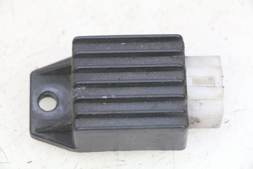 photo de REGOLATORE DI CARICA PEUGEOT VIVACITY NEW 2T 50 (2008 - 2017) - Vista principale