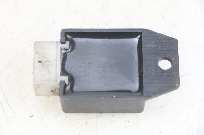 photo de REGOLATORE DI CARICA PEUGEOT VIVACITY NEW 2T 50 (2008 - 2017) - Altra angolazione