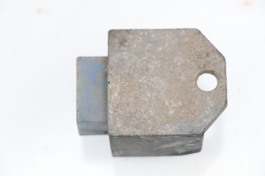 photo de REGOLATORE DI CARICA PEUGEOT VIVACITY 50 (2004 - 2009) - Dettaglio del componente