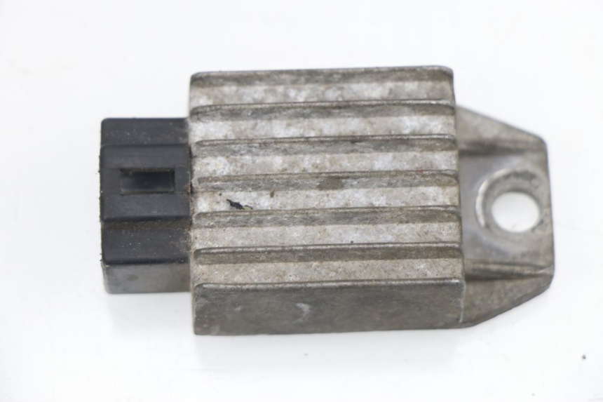 photo de REGOLATORE DI CARICA PEUGEOT VIVACITY 50 (1998 - 2003) - Vista principale