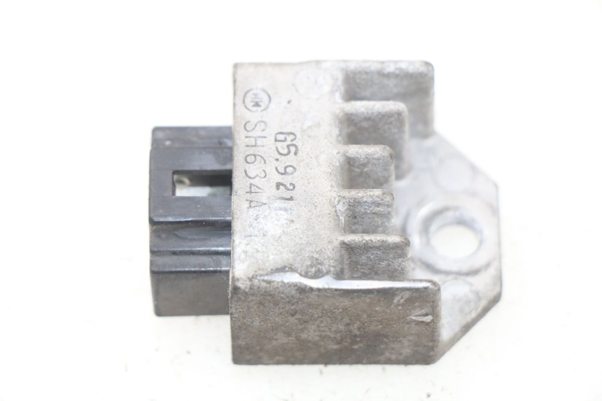 photo de REGOLATORE DI CARICA PEUGEOT VIVACITY 50 (2004 - 2009) - Vista principale