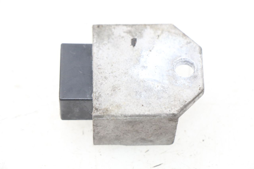 photo de REGOLATORE DI CARICA PEUGEOT VIVACITY 50 (2004 - 2009) - Dettaglio del componente