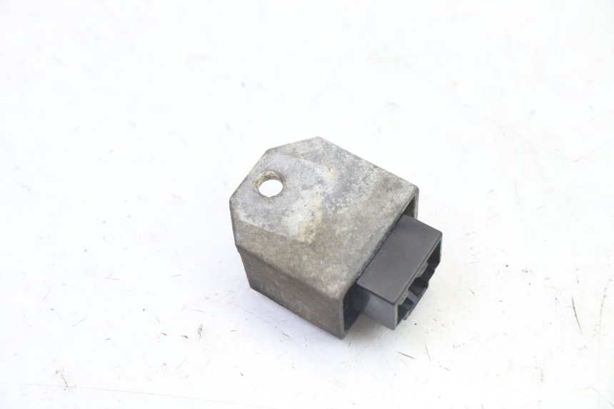 photo de REGOLATORE DI CARICA PEUGEOT VIVACITY 50 (2004 - 2009) - Altra angolazione