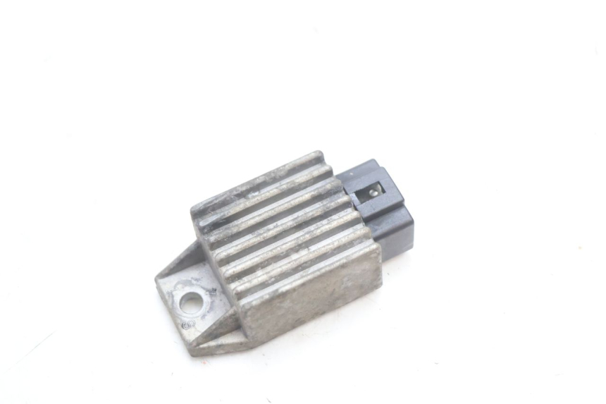 photo de REGOLATORE DI CARICA PEUGEOT VIVACITY 50 (1998 - 2003) - Dettaglio del componente