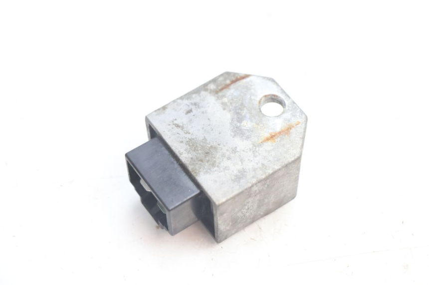 photo de REGOLATORE DI CARICA PEUGEOT VIVACITY 50 (2004 - 2009) - Altra angolazione