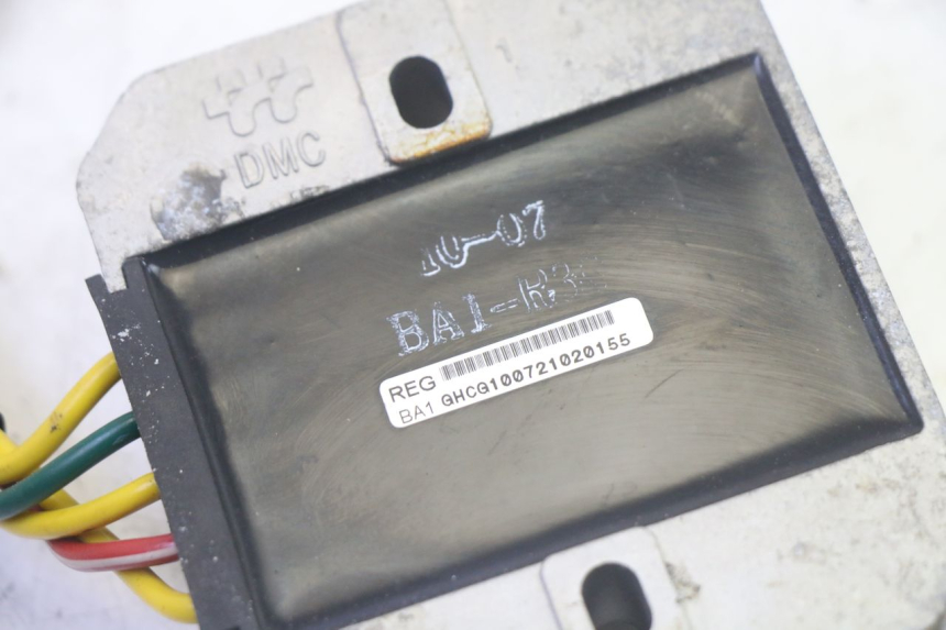 photo de REGOLATORE DAELIM VJ ROADWIN FI 125 (2008 - 2017) - Primo piano tecnico