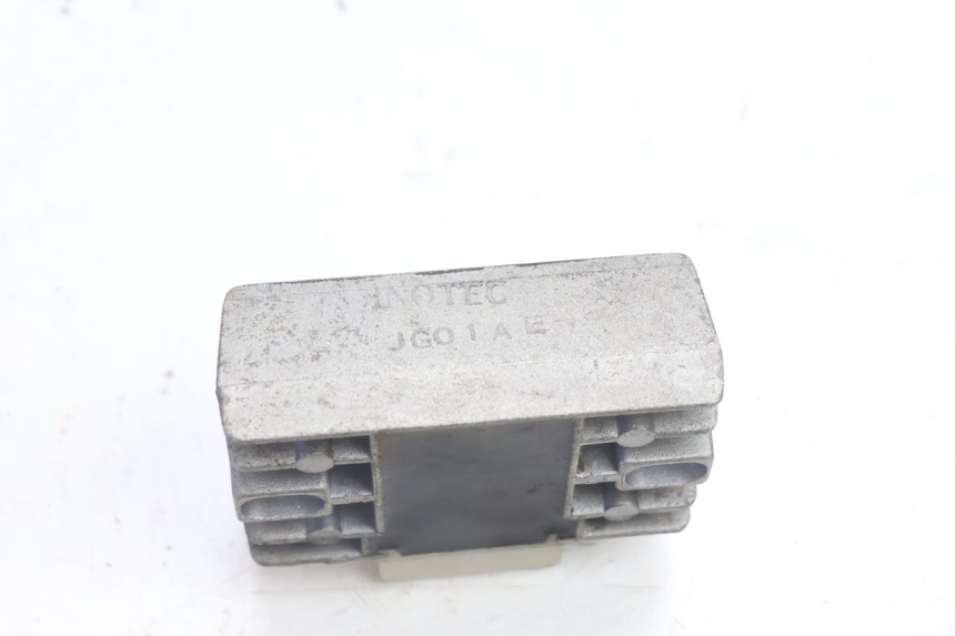 photo de REGOLATORE DAELIM VJ ROADWIN 125 (2004 - 2007) - Altra angolazione