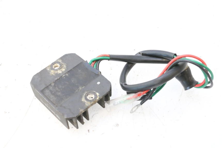 photo de REGOLATORE YAMAHA WAVE RUNNER GP R 1200 (2000 - 2003) - Dettaglio del componente