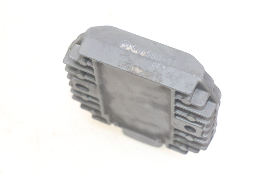 photo de REGOLATORE DI CARICA YAMAHA XMAX X-MAX 125 (2006 - 2009) - Zoom sullo stato d'uso