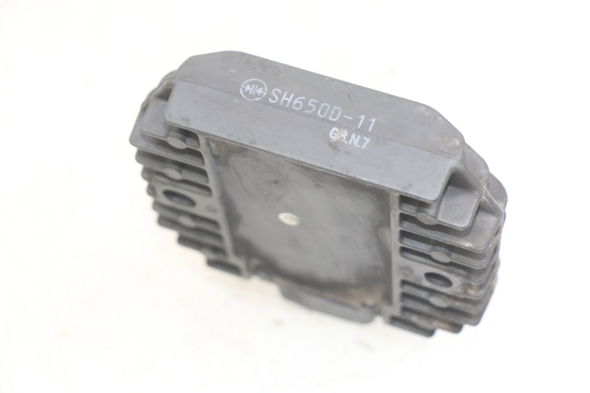 photo de REGOLATORE DI CARICA YAMAHA X-MAX XMAX 250 (2006 - 2009) - Zoom sullo stato d'uso