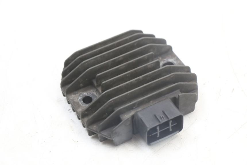 photo de REGOLATORE DI CARICA YAMAHA X-MAX XMAX 250 (2006 - 2009) - Vista principale