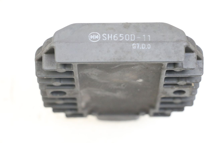 photo de REGOLATORE DI CARICA YAMAHA XMAX X-MAX 125 (2006 - 2009) - Zoom sullo stato d'uso