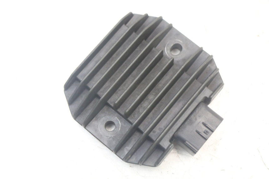 photo de REGOLATORE DI CARICA YAMAHA XMAX X-MAX 125 (2006 - 2009) - Vista principale