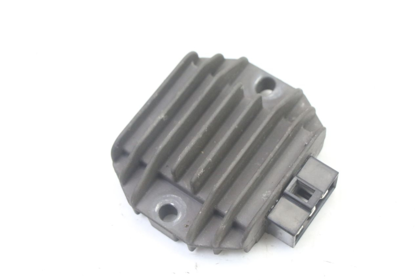 photo de REGOLATORE DI CARICA YAMAHA X-MAX XMAX 125 (2010 - 2013) - Vista principale