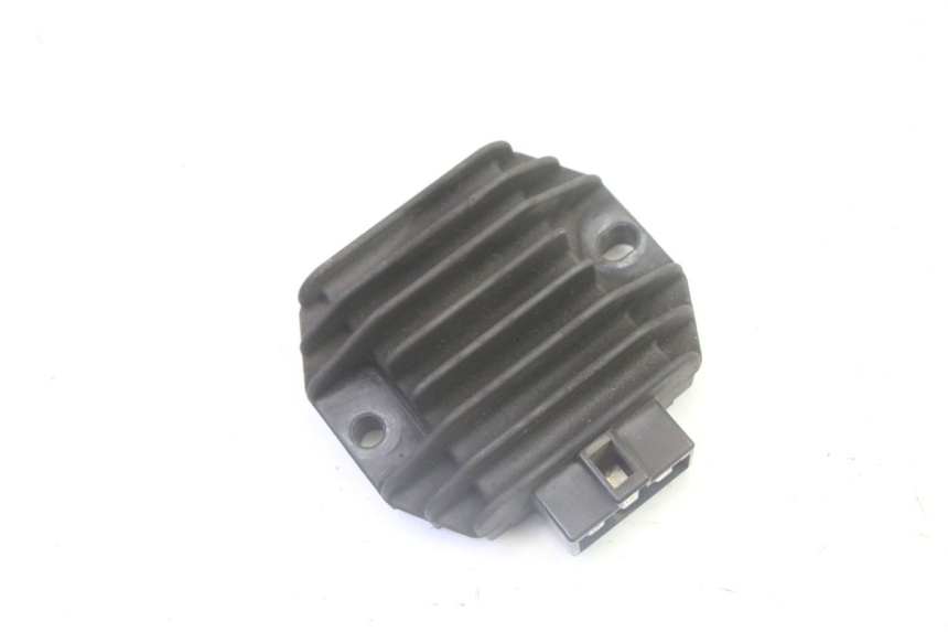 photo de REGOLATORE DI CARICA YAMAHA X-MAX XMAX 125 (2010 - 2013) - Vista principale