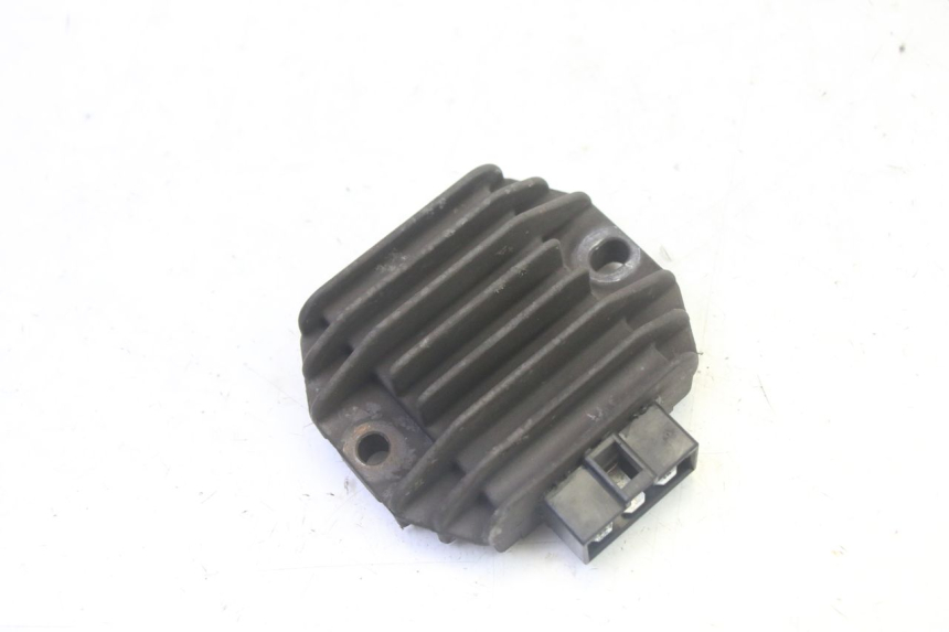 photo de REGOLATORE DI CARICA YAMAHA X-MAX XMAX 125 (2010 - 2013) - Vista principale