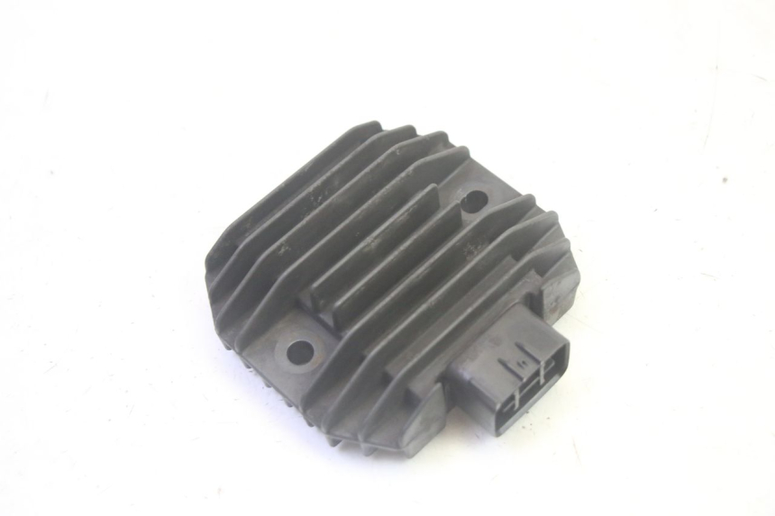 photo de REGOLATORE DI CARICA YAMAHA XMAX X-MAX 125 (2006 - 2009) - Dettaglio del componente