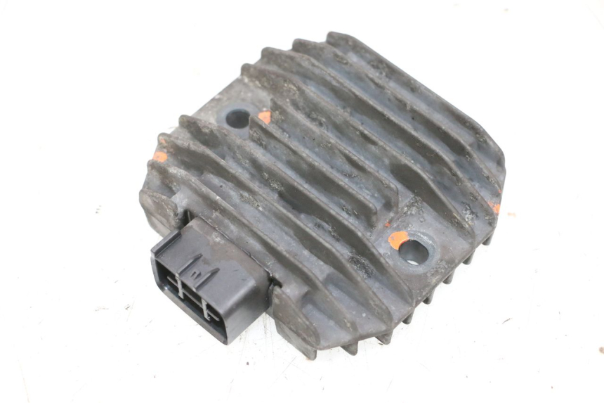 photo de REGOLATORE DI CARICA YAMAHA XMAX X-MAX 125 (2006 - 2009) - Vista principale